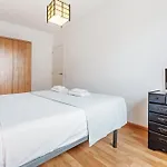 FridaysFlats 3 Bedroom w Terrace Sagrada Familla views